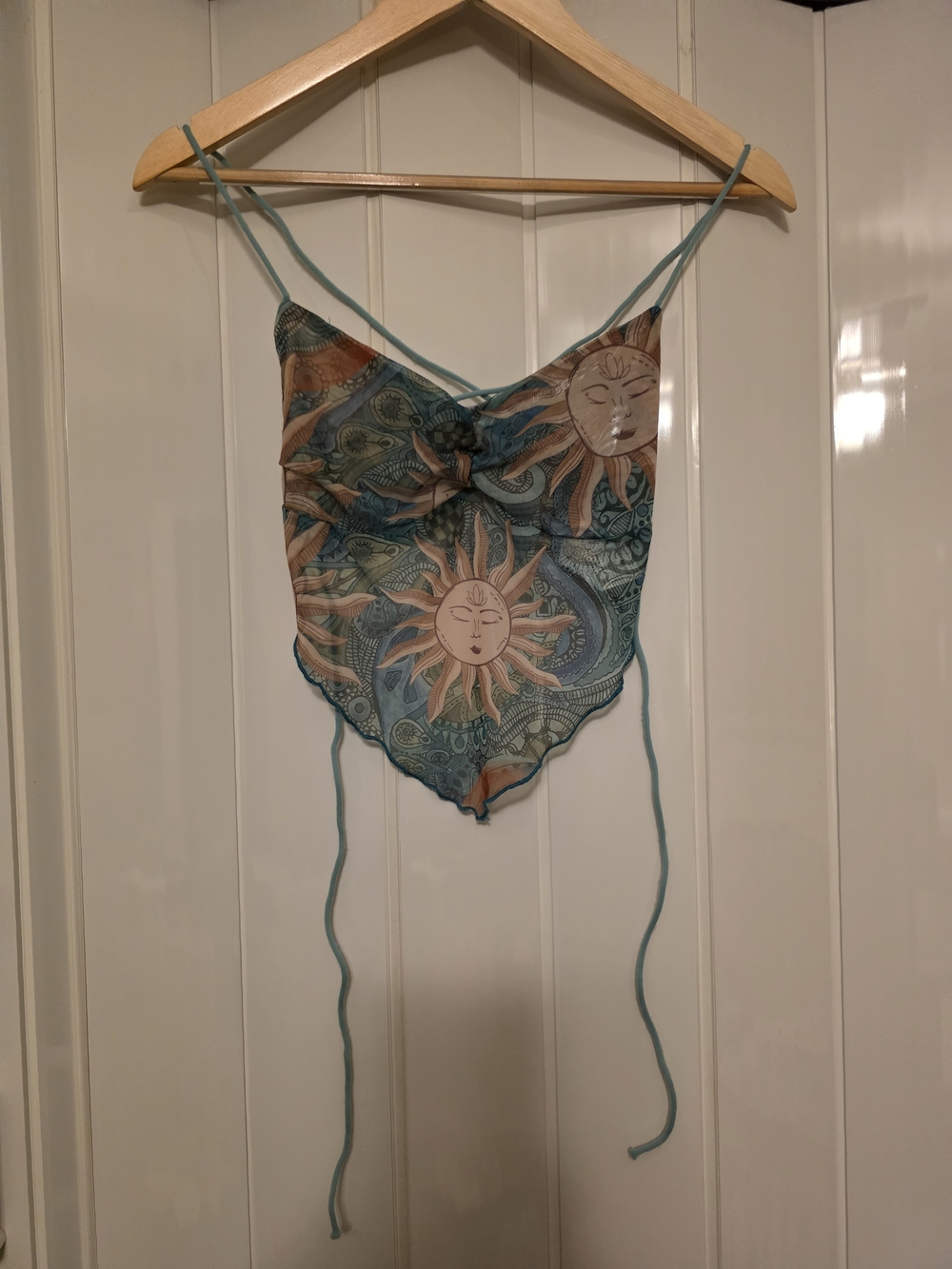 SHEIN Teal Sun Graphic Bandana Crop Top